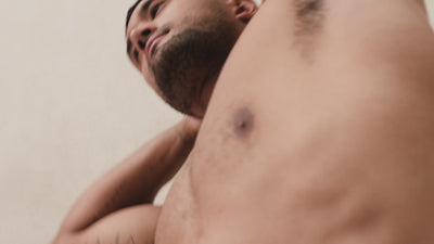 Video highlighting PAPATUI Full Body Deodorant Spray